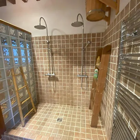 Charming Normandy House With Sauna, Apple Orchard, Short Walk To The Holiday home