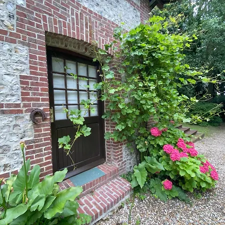 Charming Normandy House With Sauna, Apple Orchard, Short Walk To The Vattetot-sur-Mer