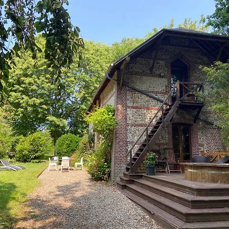 Charming Normandy House With Sauna, Apple Orchard, Short Walk To The Vattetot-sur-Mer